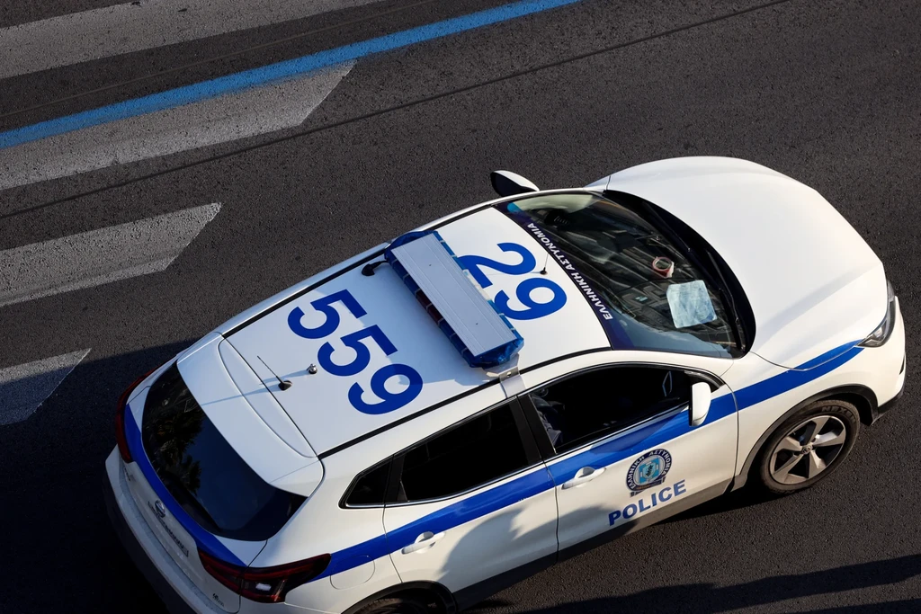 Σοκ στην Καλλιθέα: Άνδρας εισέβαλε με όπλο σε κατάστημα και άνοιξε πυρ κατά γυναίκας – Προβληματισμός για τα κίνητρα 1 Σοκ στην Καλλιθέα: Άνδρας εισέβαλε με όπλο σε κατάστημα και άνοιξε πυρ κατά γυναίκας – Προβληματισμός για τα κίνητρα - NewsPoint.gr