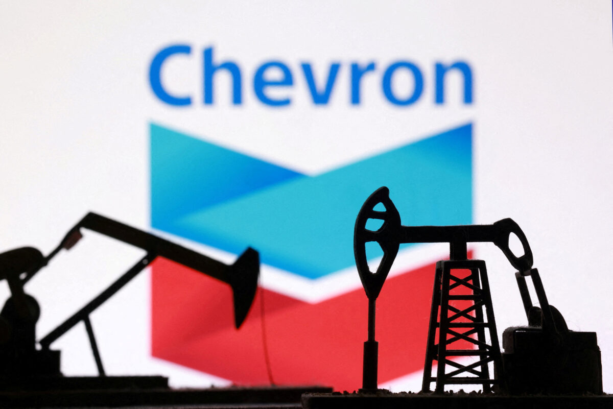 Σοκ στην παγκόσμια αγορά: Η Chevron προειδοποιεί για κρίση πετρελαίου που έρχεται άμεσα! 1 Σοκ στην παγκόσμια αγορά: Η Chevron προειδοποιεί για κρίση πετρελαίου που έρχεται άμεσα! - NewsPoint.gr