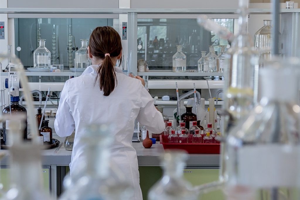 Ανατροπή για Έλληνες επιστήμονες: Η κυβέρνηση μοιράζει φορο-έκπληξη για όσους επιστρέψουν στο Δημόσιο – Όλες οι λεπτομέρειες - NewsPoint.gr
