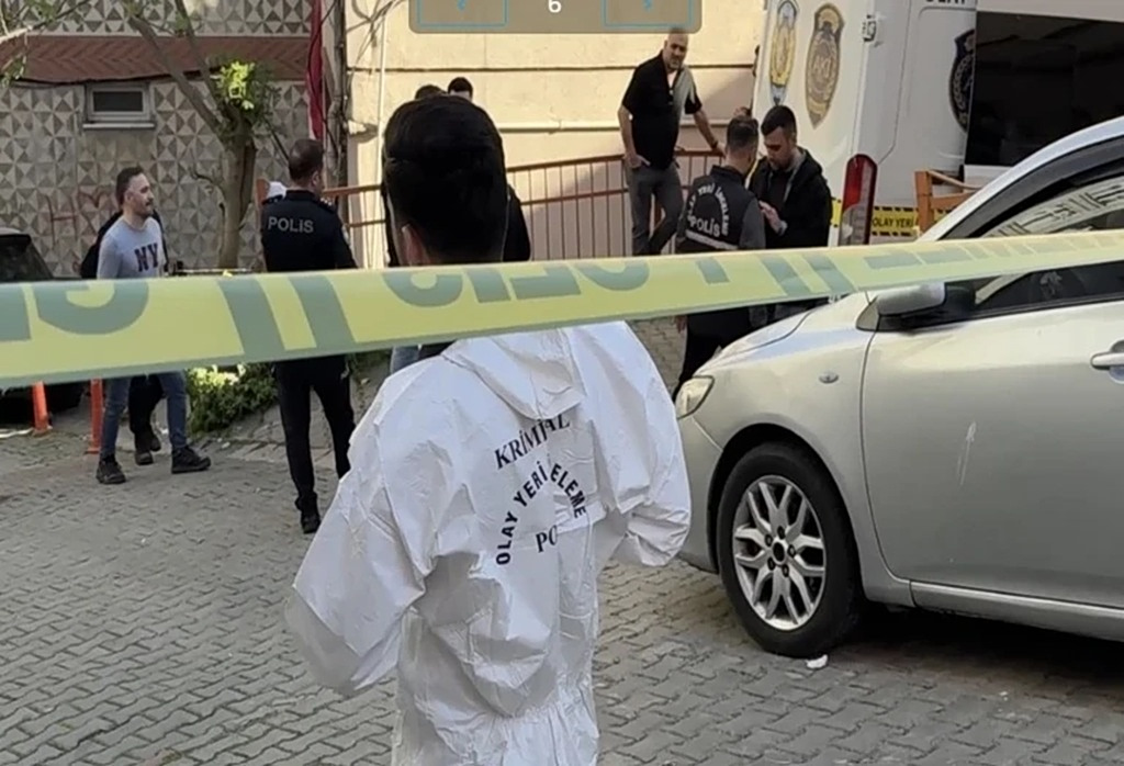 Αδιανόητη τραγωδία στην Κωνσταντινούπολη: Διαζύγιο οδήγησε σε αιματηρό φινάλε – Μητέρα σκότωσε τον γαμπρό για να σώσει την κόρη της! 1 Αδιανόητη τραγωδία στην Κωνσταντινούπολη: Διαζύγιο οδήγησε σε αιματηρό φινάλε – Μητέρα σκότωσε τον γαμπρό για να σώσει την κόρη της! - NewsPoint.gr