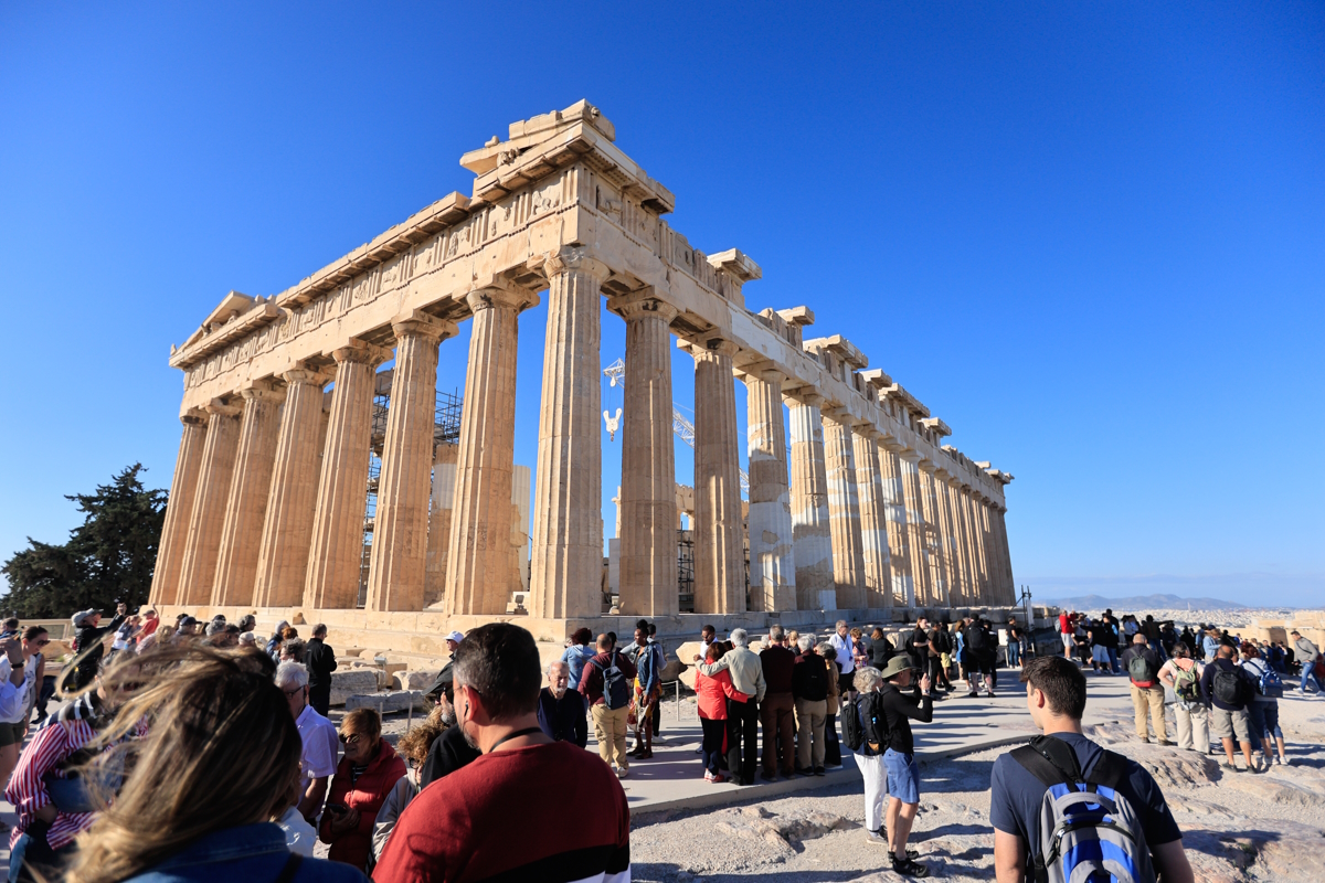 Απίστευτη ζέστη και δυνατοί άνεμοι σήμερα: Μέχρι 33°C σε πολλές περιοχές, 7 μποφόρ στο Αιγαίο – Ποιοι πρέπει να προσέξουν 1 Απίστευτη ζέστη και δυνατοί άνεμοι σήμερα: Μέχρι 33°C σε πολλές περιοχές, 7 μποφόρ στο Αιγαίο – Ποιοι πρέπει να προσέξουν - NewsPoint.gr