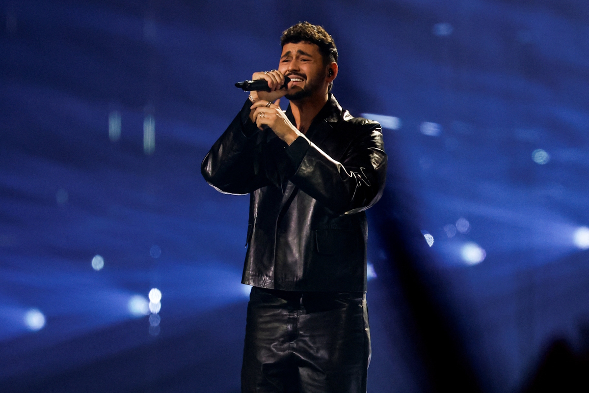 Eurovision 2026: Απίστευτος σάλος στη σκηνή με γιουχαΐσματα, διαδηλώσεις και μια σύλληψη στην εμφάνιση του Ισραήλ 37 Eurovision 2026: Απίστευτος σάλος στη σκηνή με γιουχαΐσματα, διαδηλώσεις και μια σύλληψη στην εμφάνιση του Ισραήλ - NewsPoint.gr