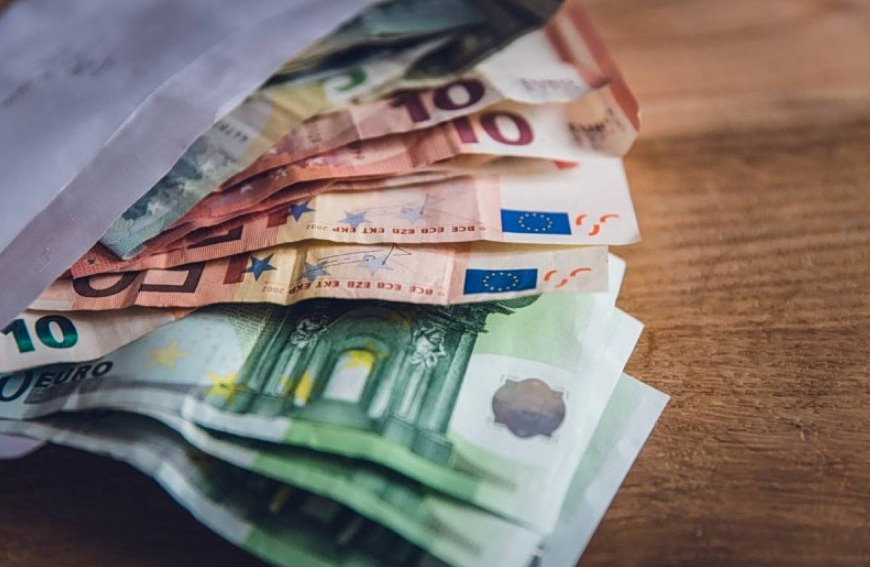 Έκτακτο επίδομα παιδιού μέχρι 1.050€: Ποιοι θα δουν απρόσμενα λεφτά στους λογαριασμούς τους ως το τέλος Ιουνίου – Όλες οι λεπτομέρειες 13 Έκτακτο επίδομα παιδιού μέχρι 1.050€: Ποιοι θα δουν απρόσμενα λεφτά στους λογαριασμούς τους ως το τέλος Ιουνίου – Όλες οι λεπτομέρειες - NewsPoint.gr
