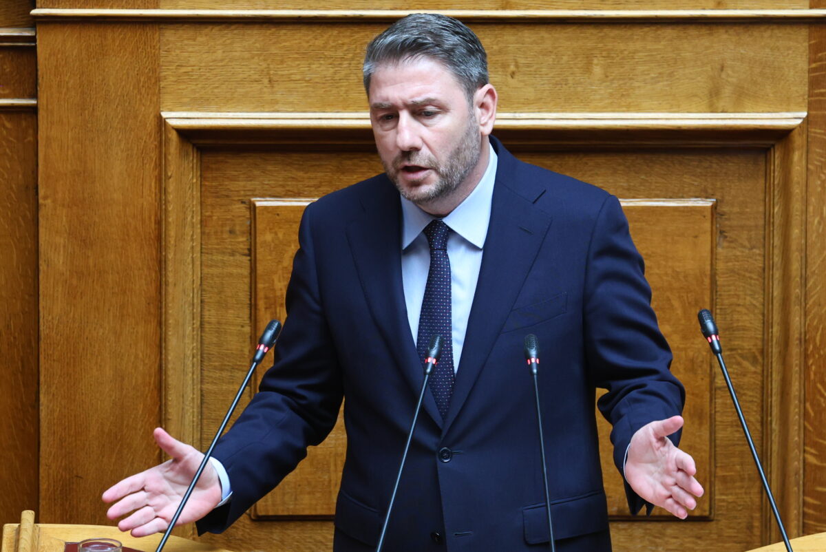 Απίστευτη επίθεση Ανδρουλάκη: «Μετατρέπετε την Ελλάδα σε χώρα ανισοτήτων και χαμηλών μισθών!» 28 Απίστευτη επίθεση Ανδρουλάκη: «Μετατρέπετε την Ελλάδα σε χώρα ανισοτήτων και χαμηλών μισθών!» - NewsPoint.gr