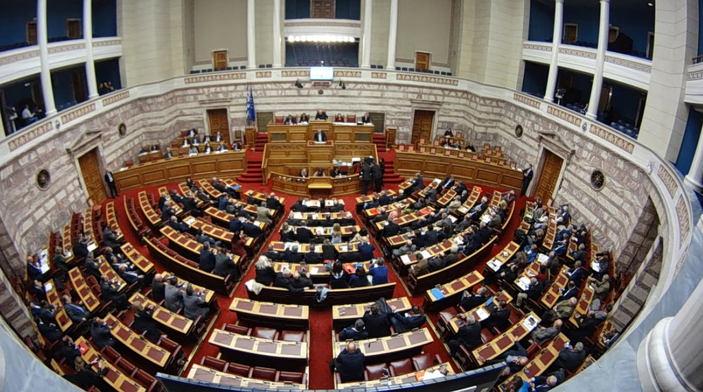 Ανατροπή στη Βουλή: Πέρασε το νέο φορολογικό νομοσχέδιο με καταιγιστικές αλλαγές – Ποιους αφορά και τι φέρνει 19 Ανατροπή στη Βουλή: Πέρασε το νέο φορολογικό νομοσχέδιο με καταιγιστικές αλλαγές – Ποιους αφορά και τι φέρνει - NewsPoint.gr