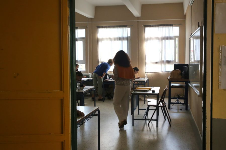 Κανείς δεν το περίμενε: Ποιοι μαθητές θα λάβουν το μπόνους των 1.000€ στις Πανελλαδικές – Όλες οι λεπτομέρειες που πρέπει να ξέρετε! 31 Κανείς δεν το περίμενε: Ποιοι μαθητές θα λάβουν το μπόνους των 1.000€ στις Πανελλαδικές – Όλες οι λεπτομέρειες που πρέπει να ξέρετε! - NewsPoint.gr