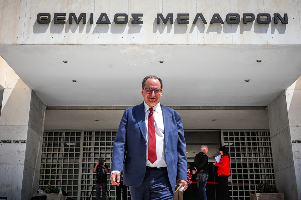 Σάλος στις υποκλοπές: Οι νέες αποκαλύψεις του Σπίρτζη που ανατρέπουν τα δεδομένα! 26 Σάλος στις υποκλοπές: Οι νέες αποκαλύψεις του Σπίρτζη που ανατρέπουν τα δεδομένα! - NewsPoint.gr