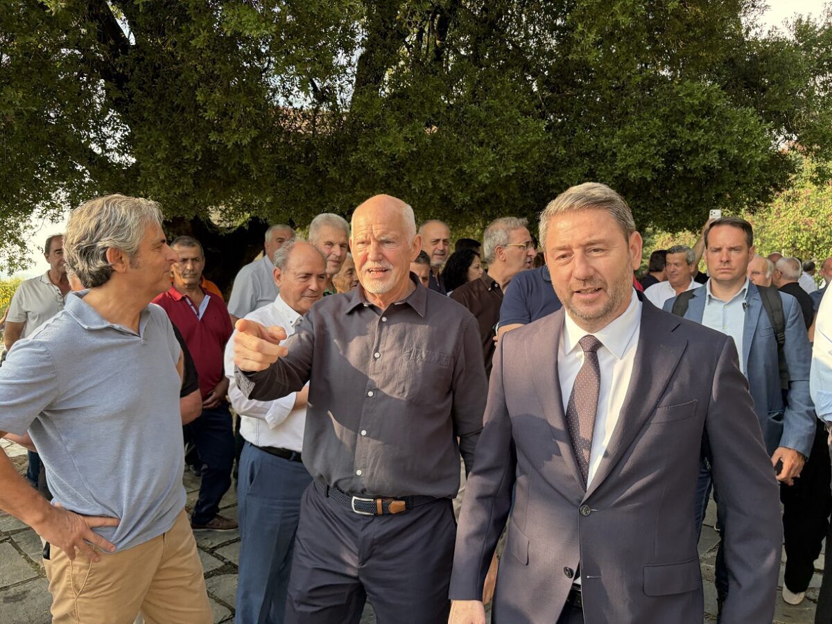 Η συγκινητική εξομολόγηση Ανδρουλάκη: Γιατί ο Ανδρέας Παπανδρέου εξακολουθεί να καθορίζει την Ελλάδα σήμερα - NewsPoint.gr
