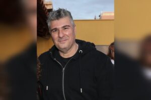 Η ειρωνική επίθεση του Μωραΐτη που άφησε άφωνους τους υποστηρικτές του Κασσελάκη – Η ατάκα που έγινε viral για το «Φιλελεύθερο Κέντρο»