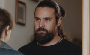 Ανατροπές και αποκαλύψεις στη «Γη της Ελιάς»: Το μυστικό εγκυμοσύνης που συγκλονίζει και οι εξελίξεις που θα συζητηθούν!