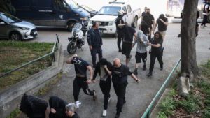 Σοκ στη Θεσσαλονίκη: Καταδίκες φυλάκισης για 13 μέλη της «Εθνικιστικής Νεολαίας» – Αποκαλύψεις που συγκλονίζουν