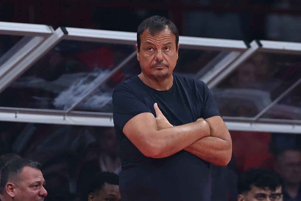 Καυτό παράπονο Αταμάν: Το σφύριγμα που άλλαξε την έκβαση του ντέρμπι και εξόργισε τον Παναθηναϊκό! - NewsPoint.gr
