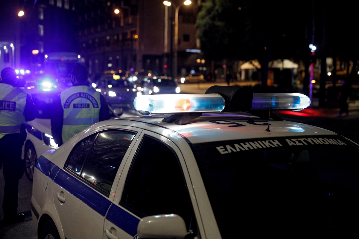 Η σοκαριστική επίθεση στο Μοναστηράκι που συγκλονίζει: Ανήλικοι ξυλοκόπησαν 20χρονη για ένα κινητό – Αποκαλύψεις για τη δράση τους - NewsPoint.gr