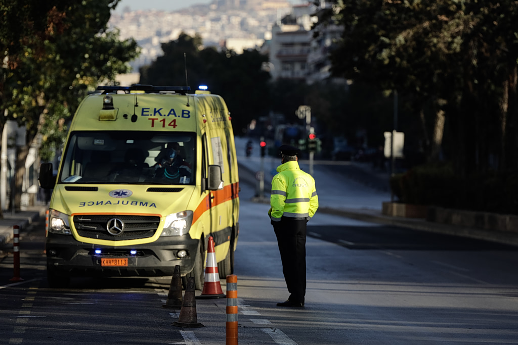 Σοκ στο Ζεφύρι: 3χρονο κοριτσάκι δίνει μάχη για τη ζωή του – Εξαφανισμένοι οι γονείς, ξεκίνησαν έρευνες για παραμέληση - NewsPoint.gr