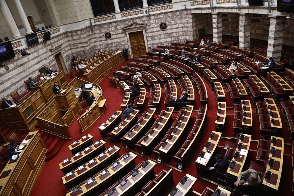 Η Βουλή «άναψε φωτιές» με το νέο νομοσχέδιο για Μετανάστευση και Άσυλο – Ποια κόμματα διαφώνησαν έντονα; 1 Η Βουλή «άναψε φωτιές» με το νέο νομοσχέδιο για Μετανάστευση και Άσυλο – Ποια κόμματα διαφώνησαν έντονα; - NewsPoint.gr