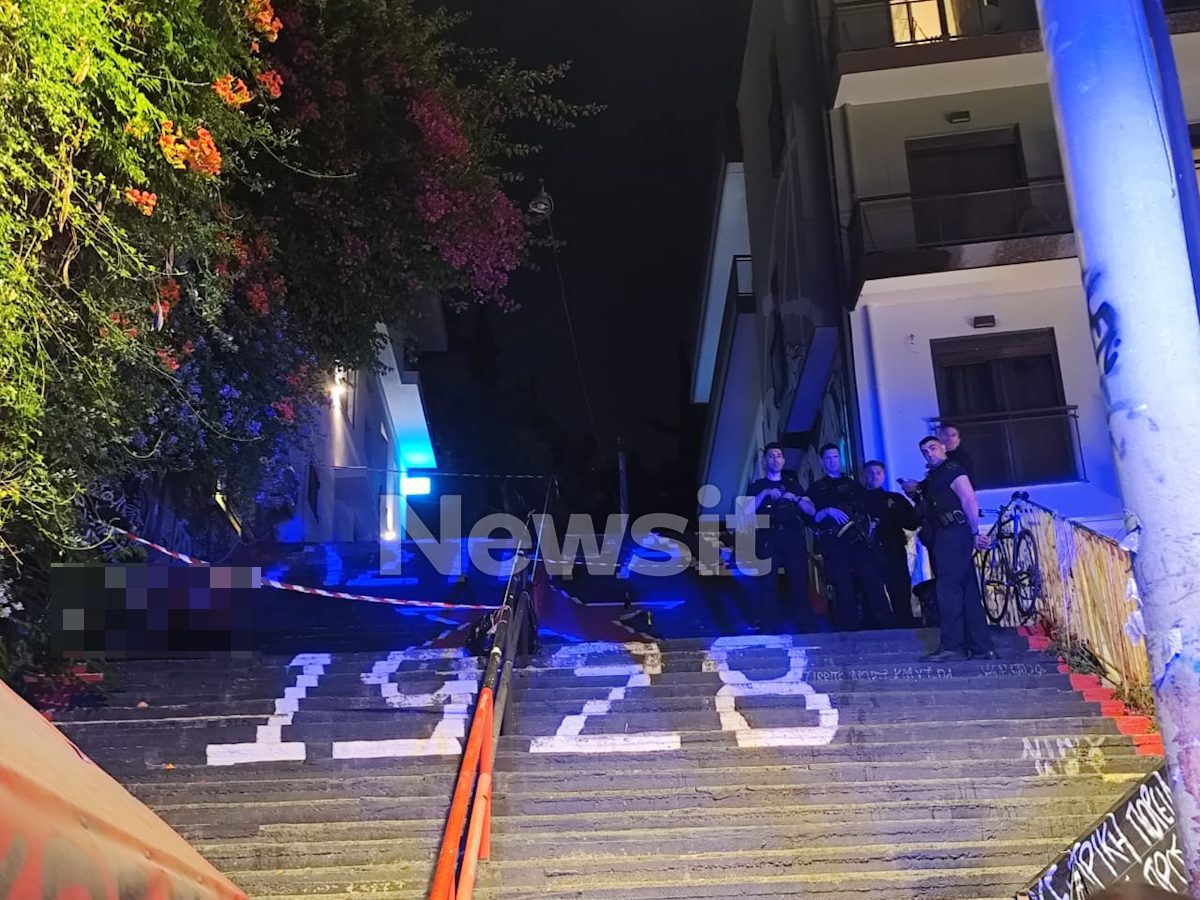 Απίστευτο σοκ στα Εξάρχεια: Άνδρας έπεσε νεκρός από σφαίρες στο κεφάλι – Όλα δείχνουν άγρια δολοφονία με 9άρι! 1 Απίστευτο σοκ στα Εξάρχεια: Άνδρας έπεσε νεκρός από σφαίρες στο κεφάλι – Όλα δείχνουν άγρια δολοφονία με 9άρι! - NewsPoint.gr