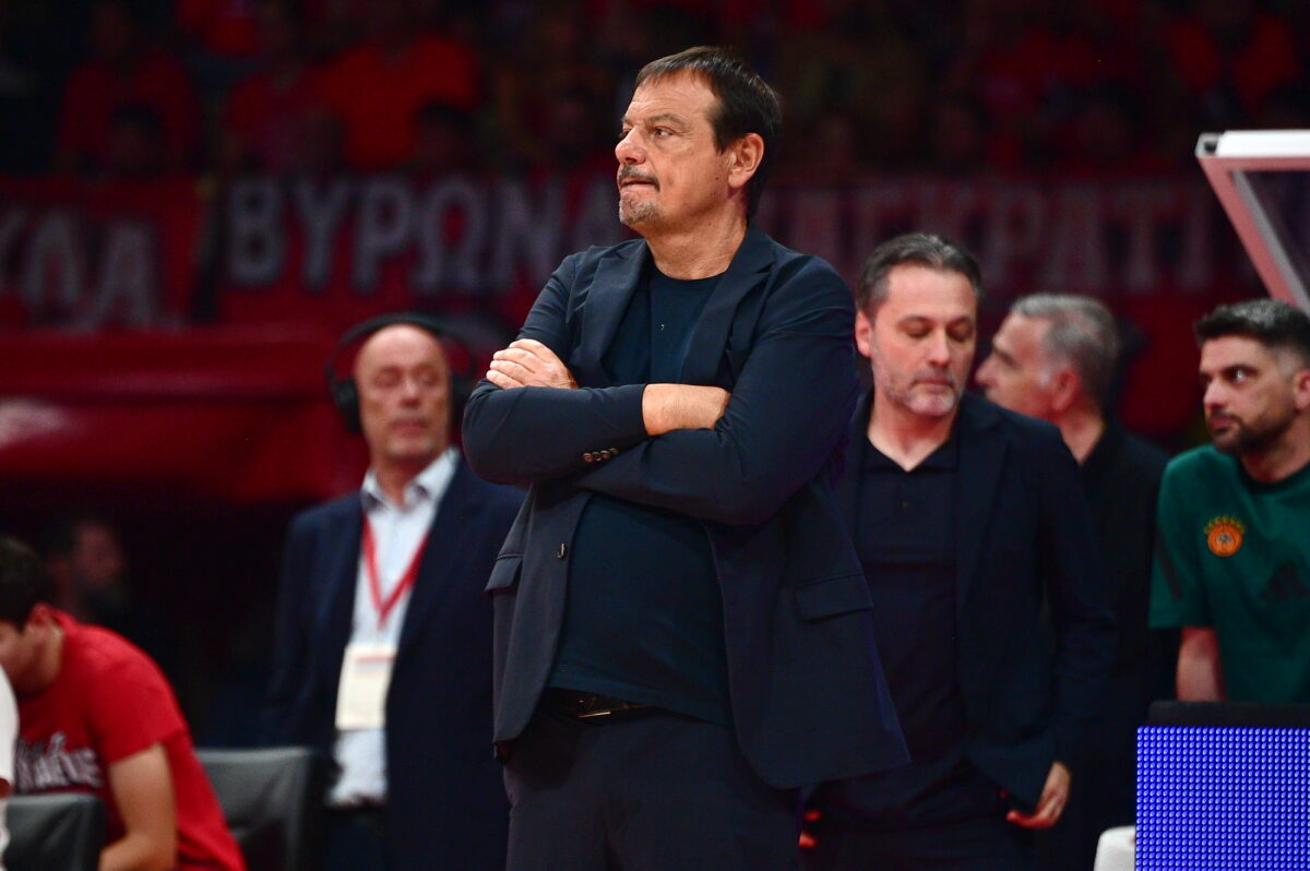 Η συγκινητική εξομολόγηση του Αταμάν στους παίκτες του Παναθηναϊκού μετά το σοκ στον 5ο τελικό – «Δεν είναι εύκολο να συνεργάζεσαι μαζί μου» - NewsPoint.gr