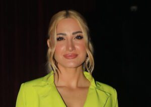 Η συγκινητική στιγμή που η Ιωάννα Τούνη καμαρώνει τον μικρό Πάρη στη γιορτή του σχολείου – Οι τρυφερές εικόνες από τη Θεσσαλονίκη που ράγισαν καρδιές