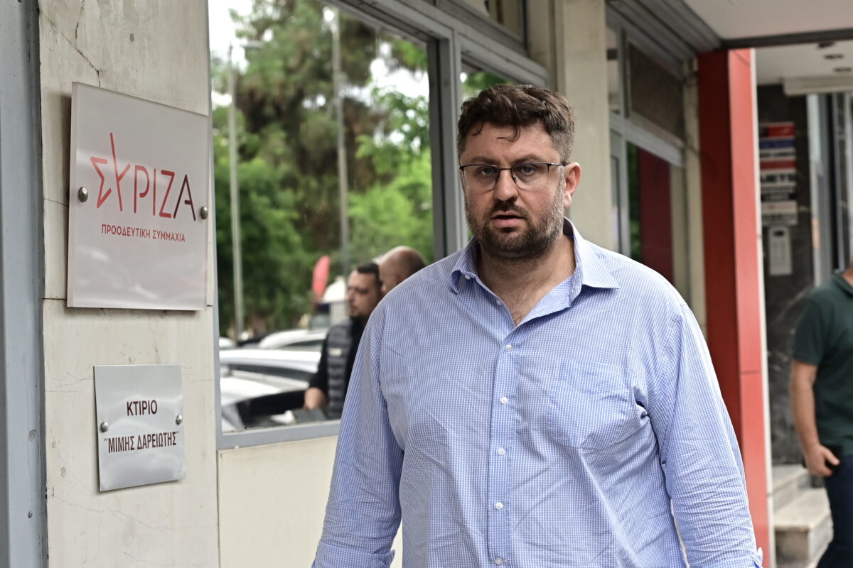 Ανατροπή στη σκηνή του ΣΥΡΙΖΑ: Οι αινιγματικές δηλώσεις Ζαχαριάδη μετά την αποχώρησή του – Ποιο είναι το παρασκήνιο; 1 Ανατροπή στη σκηνή του ΣΥΡΙΖΑ: Οι αινιγματικές δηλώσεις Ζαχαριάδη μετά την αποχώρησή του – Ποιο είναι το παρασκήνιο; - NewsPoint.gr