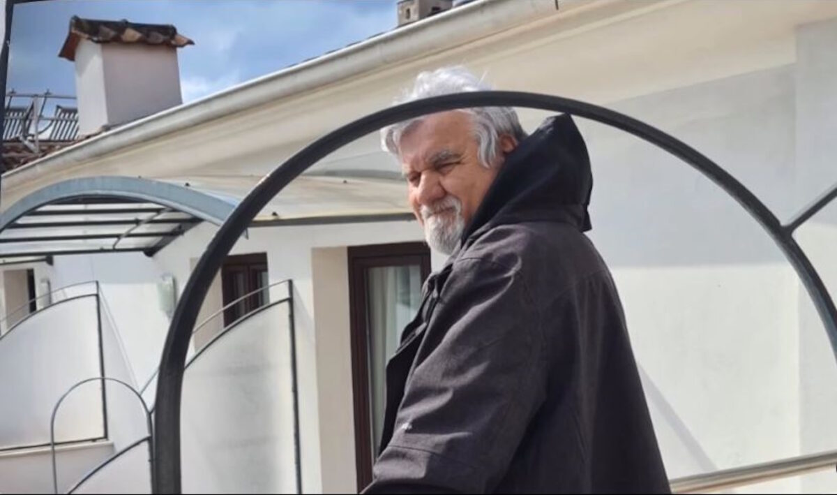 Η ανάρτηση που ράγισε καρδιές: Τα συγκλονιστικά λόγια της Λένας Μαντά για τα δύο χρόνια χωρίς τον σύζυγό της 1 Η ανάρτηση που ράγισε καρδιές: Τα συγκλονιστικά λόγια της Λένας Μαντά για τα δύο χρόνια χωρίς τον σύζυγό της - NewsPoint.gr
