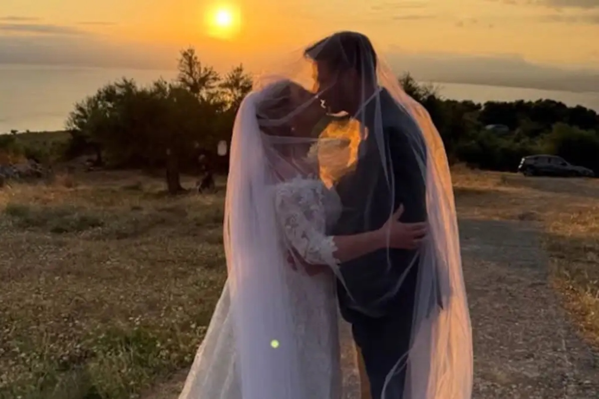 Το απόλυτο μυστικό του γάμου της Δανάης Μπάρκα – Πώς κατάφερε να αιφνιδιάσει ακόμη και τους κουμπάρους της; - NewsPoint.gr
