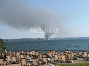 Πανικός στην Περιαία: Η ξαφνική πυρκαγιά στα Τσαίρια και το μήνυμα-σοκ από το 112 τρομοκράτησε τη Θεσσαλονίκη!