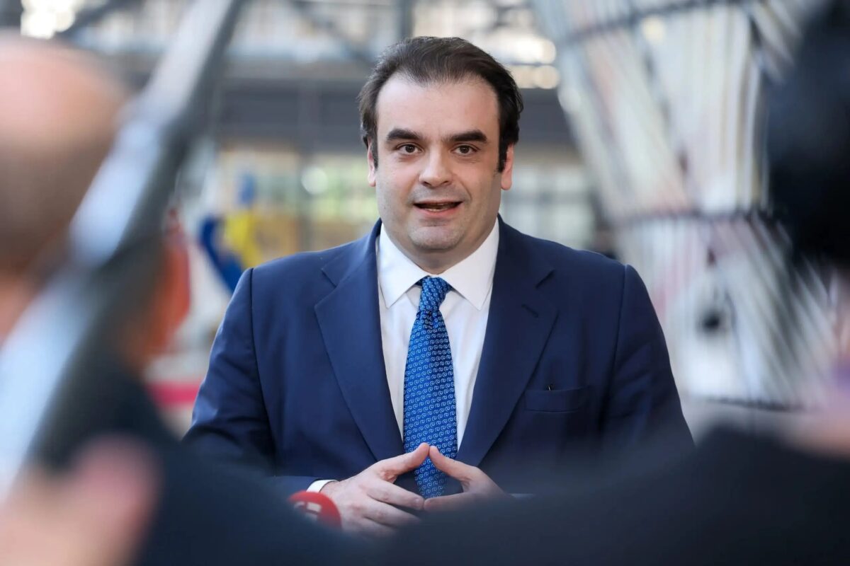 Η απόφαση που αλλάζει τα πάντα: Το Υπερταμείο γίνεται Εθνικό Αναπτυξιακό Ταμείο – Όλα όσα ανακοίνωσε ο Πιερρακάκης! 1 Η απόφαση που αλλάζει τα πάντα: Το Υπερταμείο γίνεται Εθνικό Αναπτυξιακό Ταμείο – Όλα όσα ανακοίνωσε ο Πιερρακάκης! - NewsPoint.gr