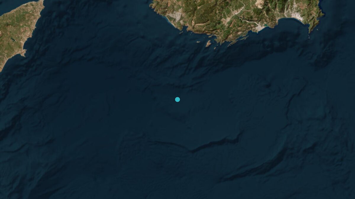 Ισχυρή δόνηση ταράζει το Καστελλόριζο: Τι συνέβη το βράδυ της Δευτέρας; - NewsPoint.gr