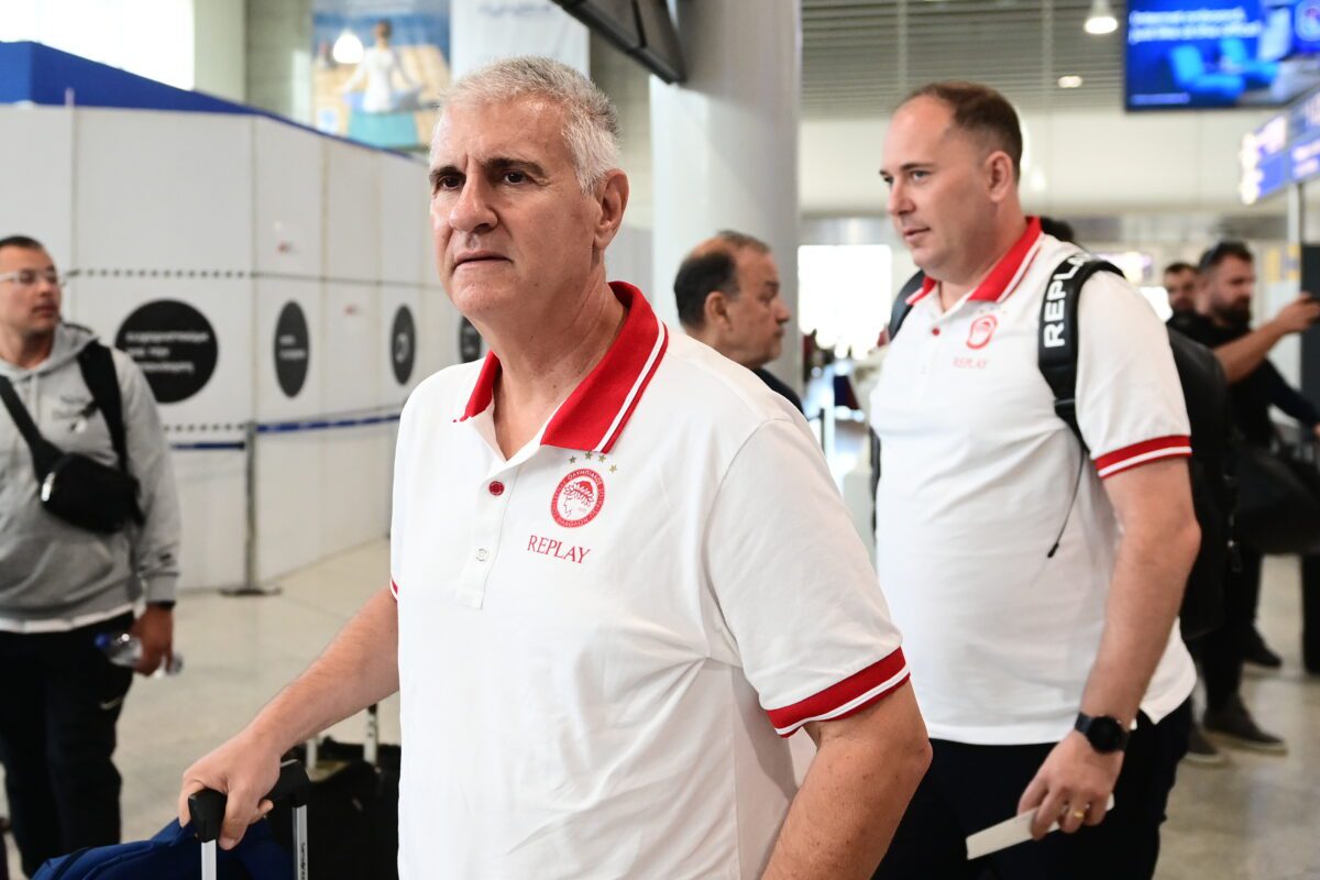 Σεισμός στον Ολυμπιακό: Η επιστροφή-έκπληξη του Αντόνιο Κορδόν και το απρόσμενο παρασκήνιο! 1 Σεισμός στον Ολυμπιακό: Η επιστροφή-έκπληξη του Αντόνιο Κορδόν και το απρόσμενο παρασκήνιο! - NewsPoint.gr