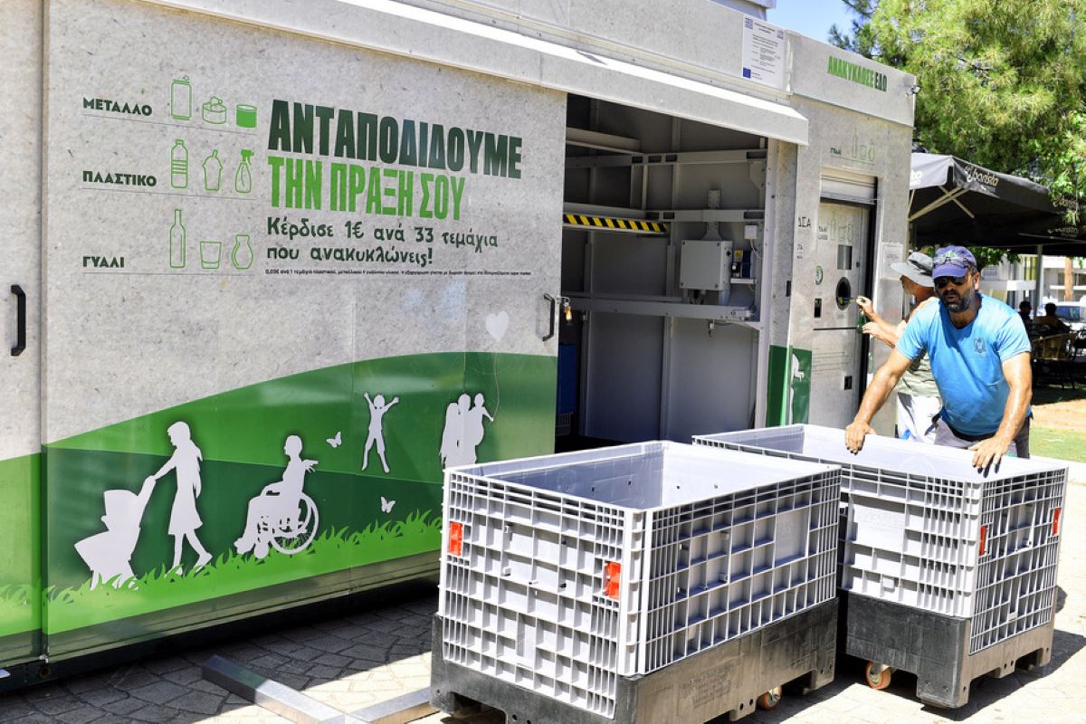 Η TEXAN σπάει τη σιωπή της: Τα 10 ερωτήματα-φωτιά που αλλάζουν τα πάντα για τα σπιτάκια ανακύκλωσης! - NewsPoint.gr