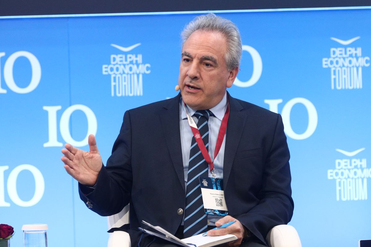 «Σοκ και αντιδράσεις στο Μαξίμου: Η φάρσα των Ρώσων που έβαλε φωτιά στην πολιτική σκηνή και η απάντηση Ντόκου στην αντιπολίτευση!» - NewsPoint.gr