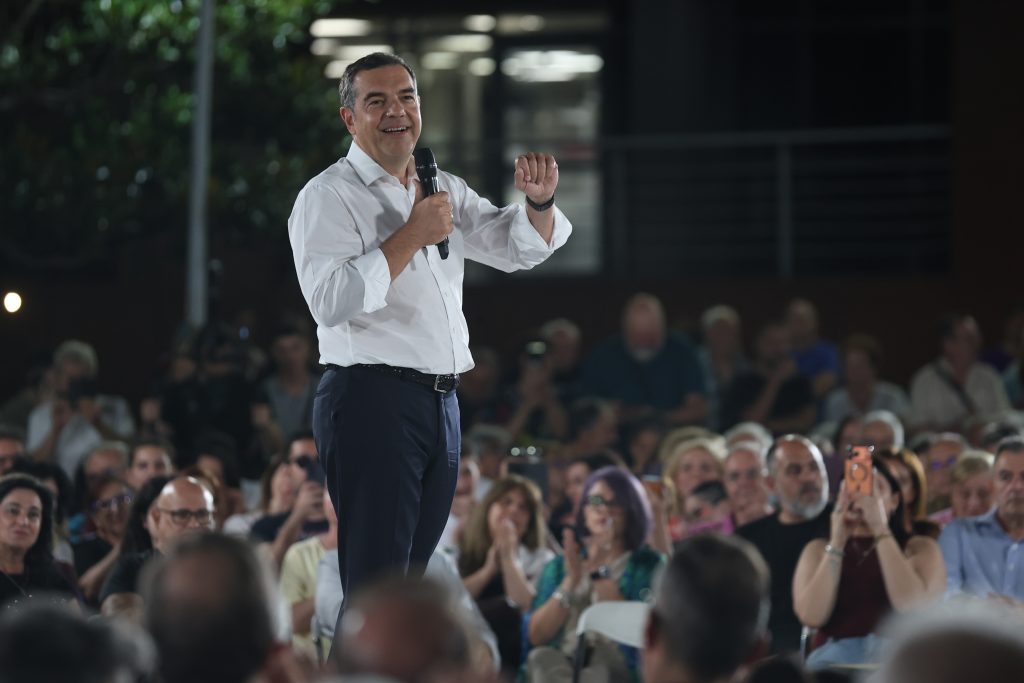 «Απίστευτα όσα συμβαίνουν! Οργή Τσίπρα στο Περιστέρι: Η κραυγή για εντιμότητα και οι σοκαριστικές καταγγελίες κατά ΝΔ» 1 «Απίστευτα όσα συμβαίνουν! Οργή Τσίπρα στο Περιστέρι: Η κραυγή για εντιμότητα και οι σοκαριστικές καταγγελίες κατά ΝΔ» - NewsPoint.gr