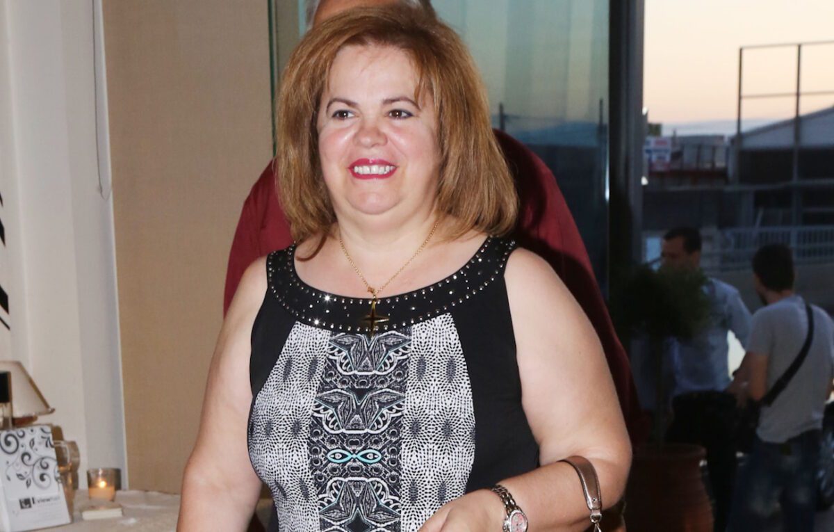 Η συγκλονιστική εξομολόγηση της Έφης Θώδη: «Με ήθελαν μόνο για τα χρήματα – Ορκίστηκα να μείνω μόνη!» 1 Η συγκλονιστική εξομολόγηση της Έφης Θώδη: «Με ήθελαν μόνο για τα χρήματα – Ορκίστηκα να μείνω μόνη!» - NewsPoint.gr
