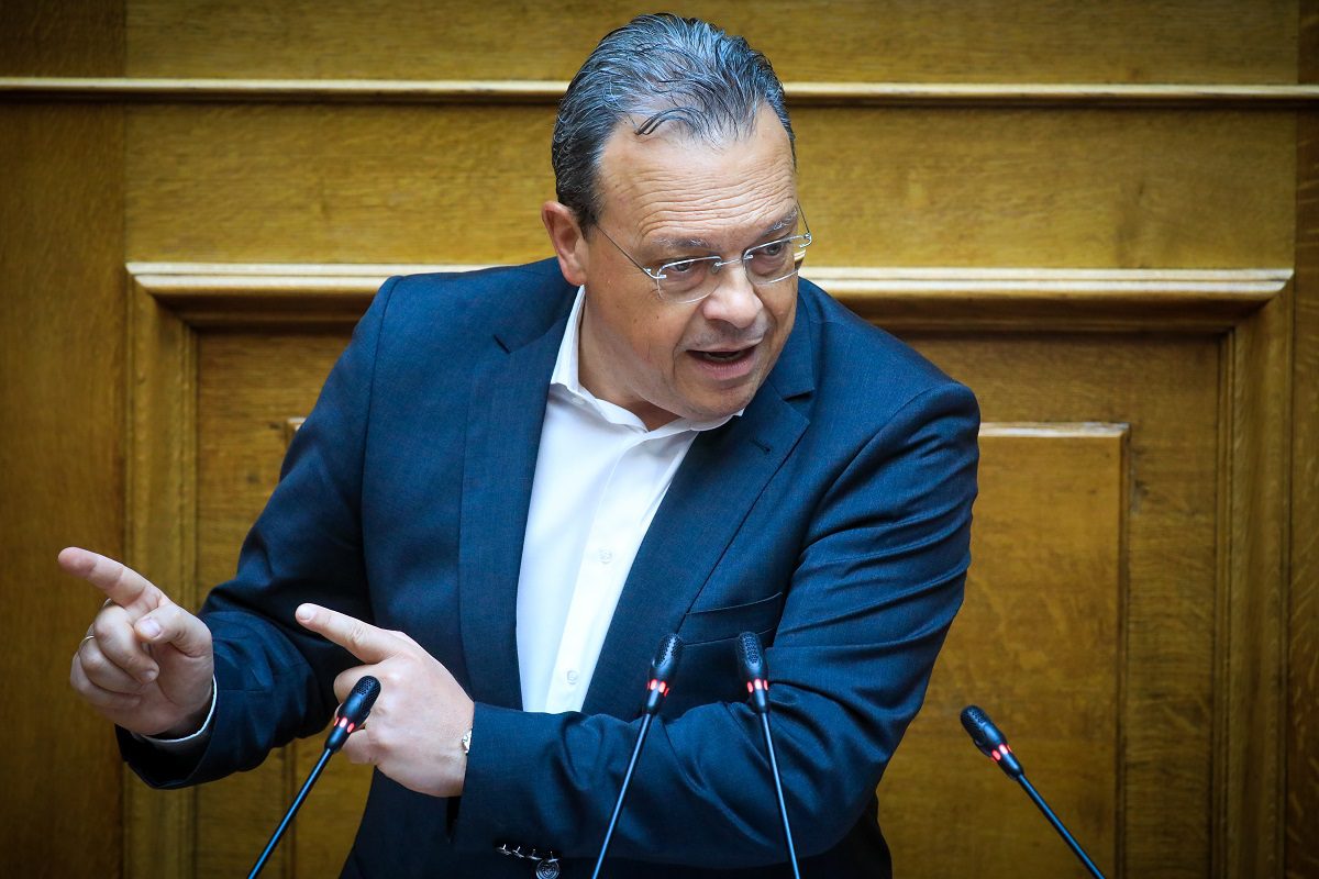Σάλος στον ΣΥΡΙΖΑ: Οι δηλώσεις-βόμβα του Φάμελλου και το κύμα αποχωρήσεων που συγκλονίζει την Αριστερά! - NewsPoint.gr