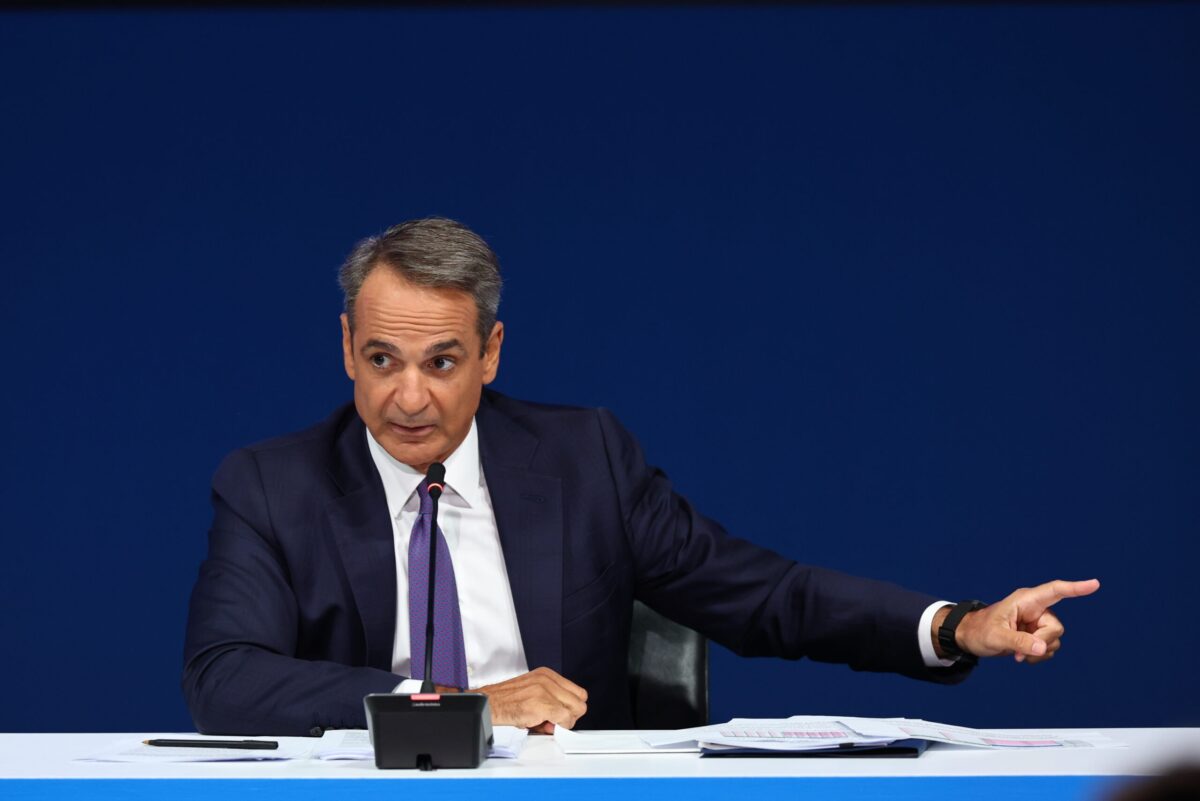 Ανατροπή-βόμβα για ΟΠΕΚΕΠΕ: Η σφοδρή αντεπίθεση της κυβέρνησης, η Ευρωπαϊκή Εισαγγελία και τα μεγάλα ερωτήματα για τους 11 βουλευτές! - NewsPoint.gr