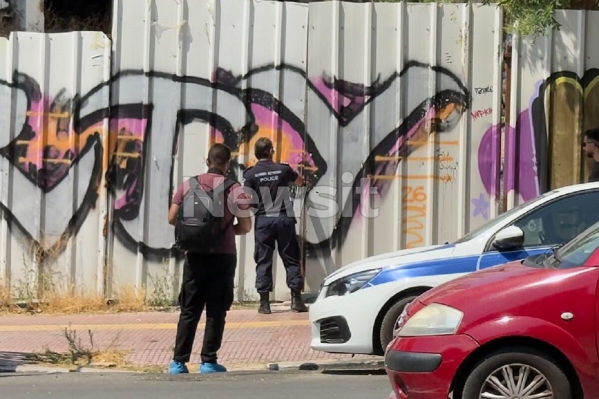 Κυψέλη: Το μυστήριο με τη σορό στη βαλίτσα ανατρέπει τα πάντα – Ποιες εξαφανισμένες γυναίκες μπορεί να κρύβονται πίσω από το σοκ 1 Κυψέλη: Το μυστήριο με τη σορό στη βαλίτσα ανατρέπει τα πάντα – Ποιες εξαφανισμένες γυναίκες μπορεί να κρύβονται πίσω από το σοκ - NewsPoint.gr